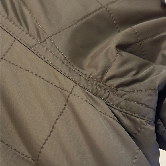 Vince Womens Quilted Bomber Jacket in Olive (L) - Picture 9 of 14